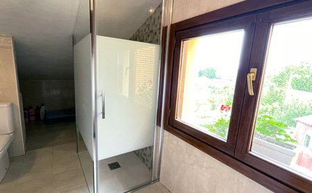 reforma de baño en vivienda de irun